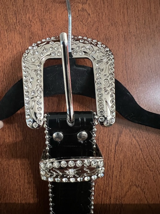 Accessories - Rhinestone-Embellished Black Western Belt with Silver Buckle